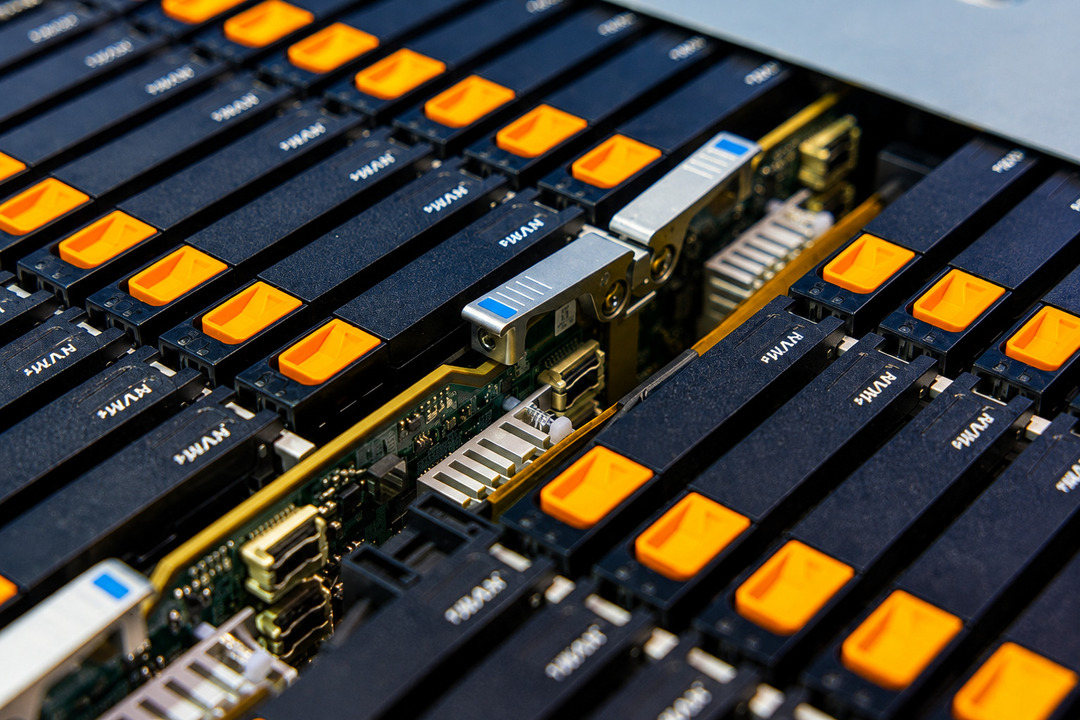 Supermicro 160 NVMe SSD server