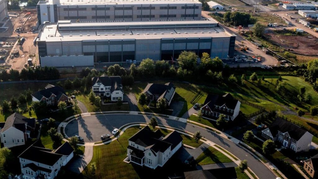 real state is now offering data center